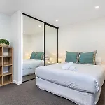 Armrick Beachside Lodge Broadbeach