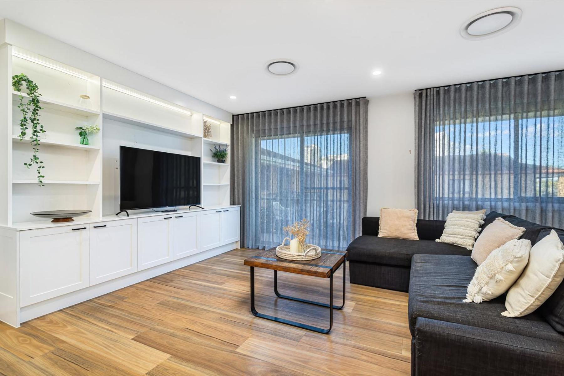 Armrick Beachside Broadbeach *